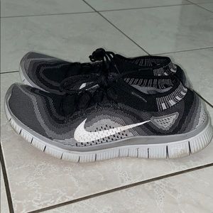 Nike Flyknit Free Rn 5.0